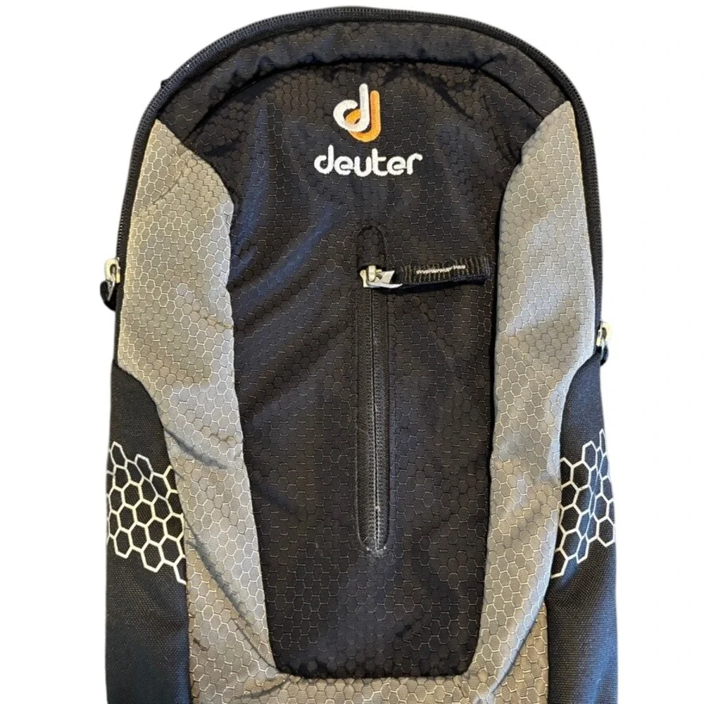 Deuter Hydro Lite 3.0 Hydration‎ Pack Black Gray Airstripes Backpack Hiking